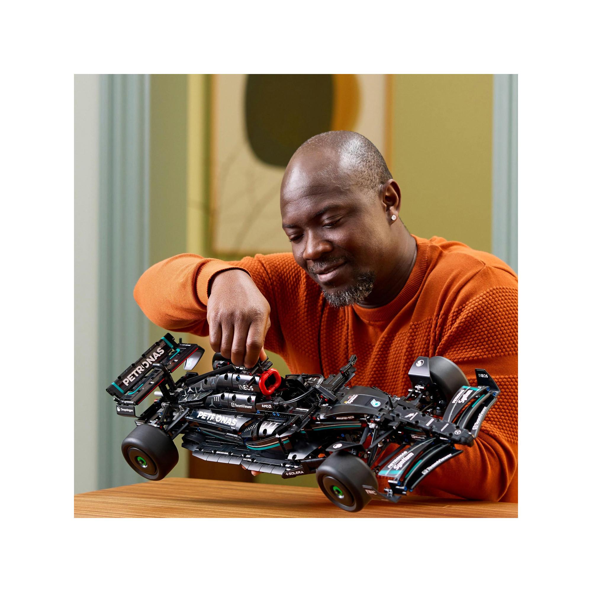 LEGO®  42171 Mercedes-AMG F1 W14 E Performance 