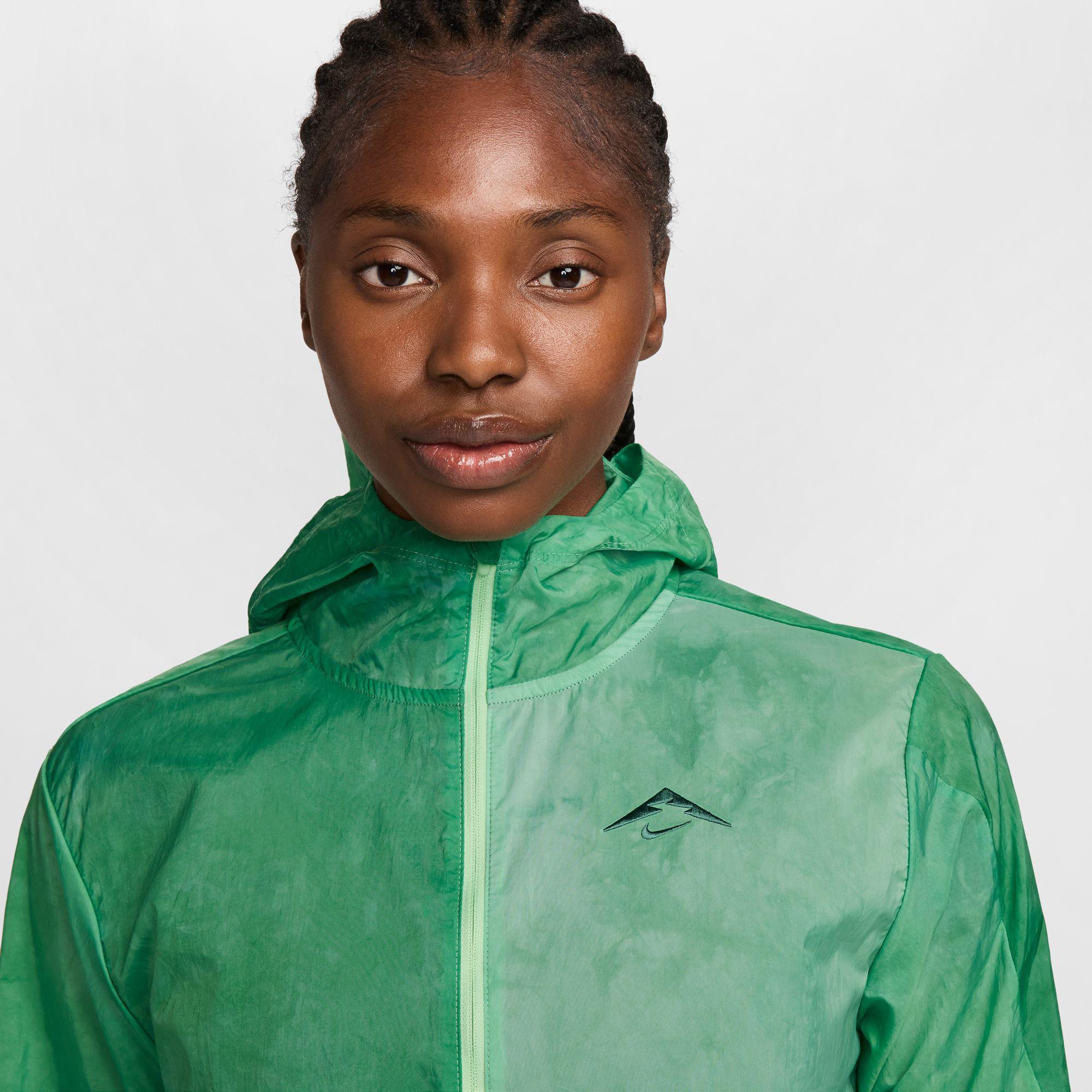 NIKE TRAIL
 Veste de survêtement avec capuche 