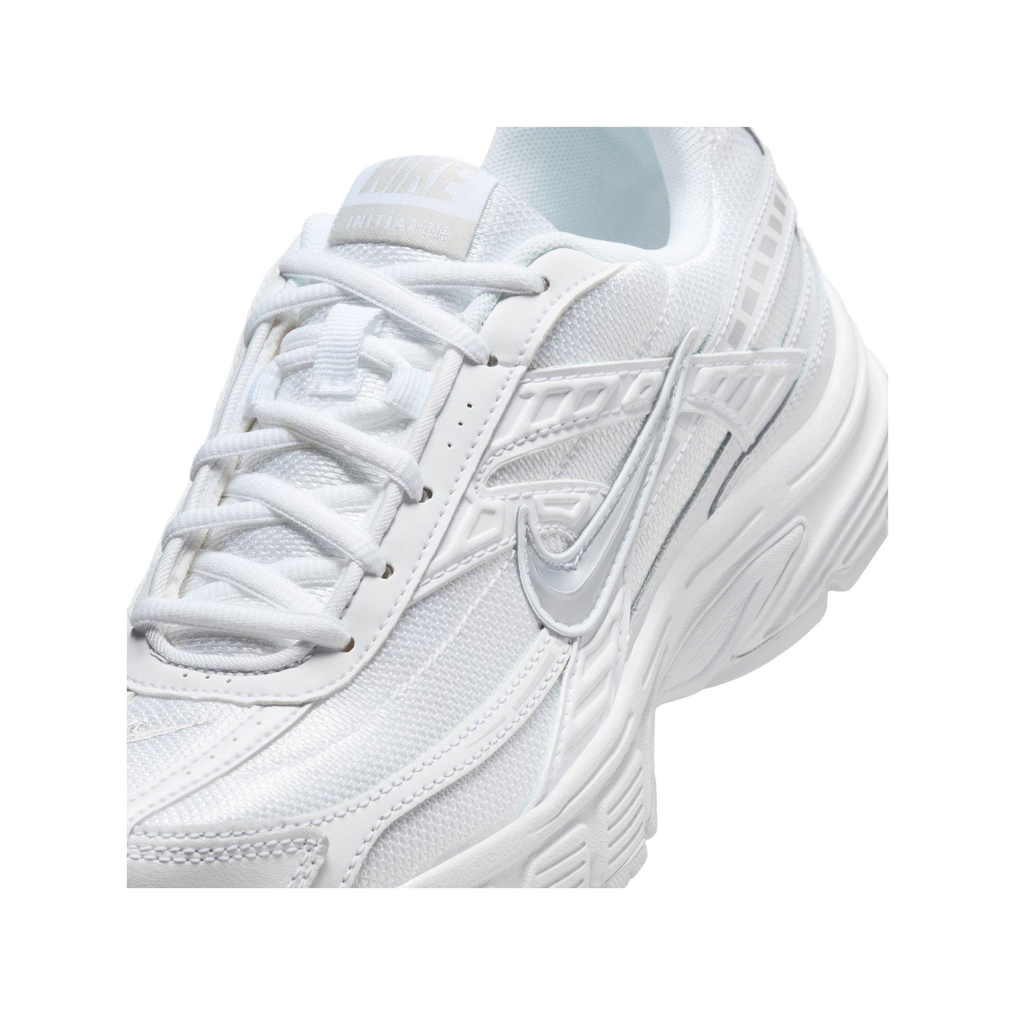 NIKE Wmns Initiator Sneakers, basses 