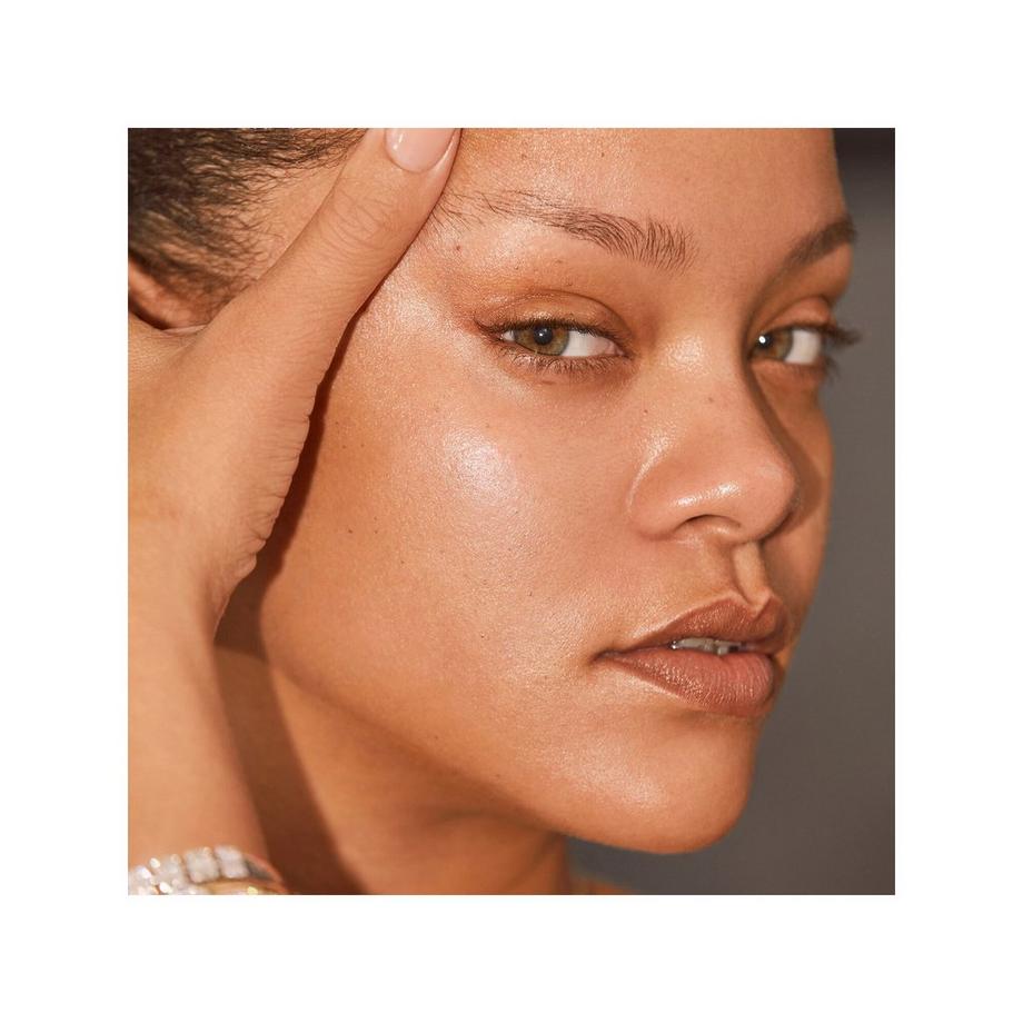 FENTY SKIN  Fat Water - Lozione + Siero tonificante alla niacinamide e ciliegia di Barbados 