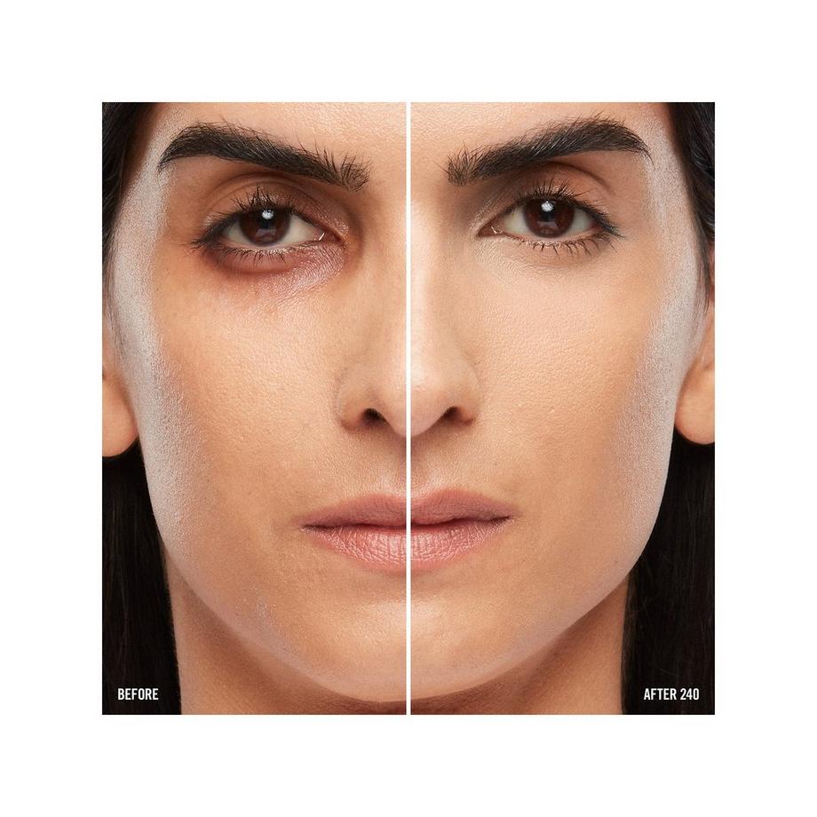 MAKEUP BY MARIO  Illuminant Surrealskin™ Concealer - Anticernes illuminant 