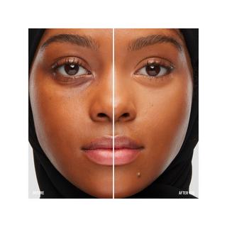 MAKEUP BY MARIO  Illuminant Surrealskin™ Concealer - Anticernes illuminant 