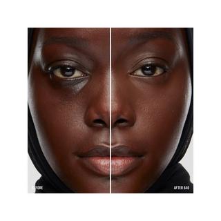 MAKEUP BY MARIO  Anticernes Illuminant Surrealskin™ - Aufhellender Concealer 