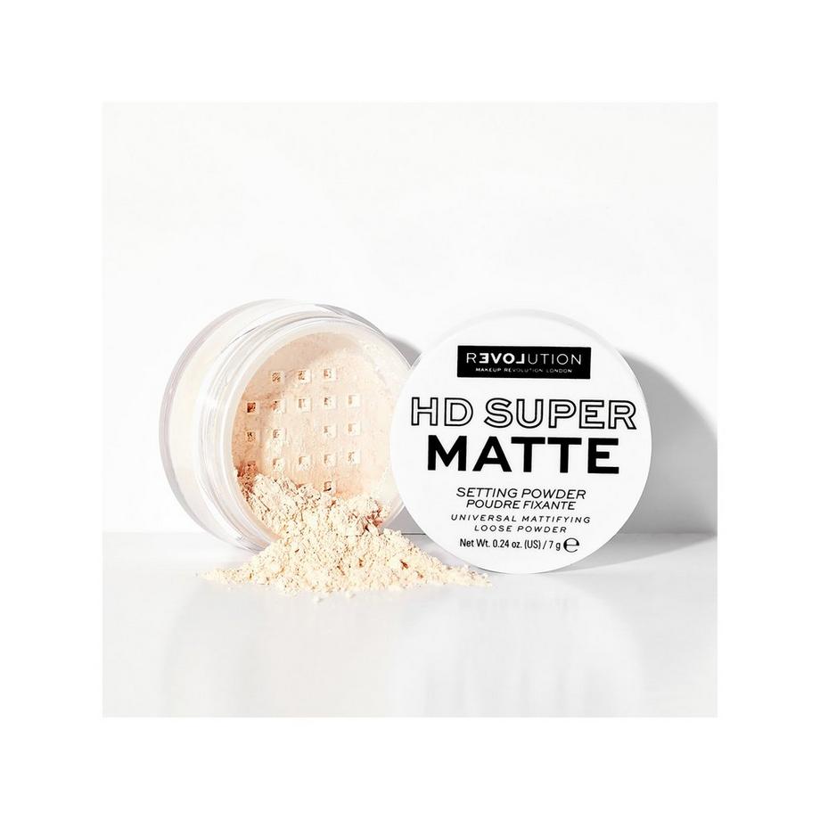 Revolution  Super HD Setting, Puder 