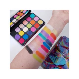 Revolution  Forever Flawless Digi Butterfly, palette de fards à paupières 