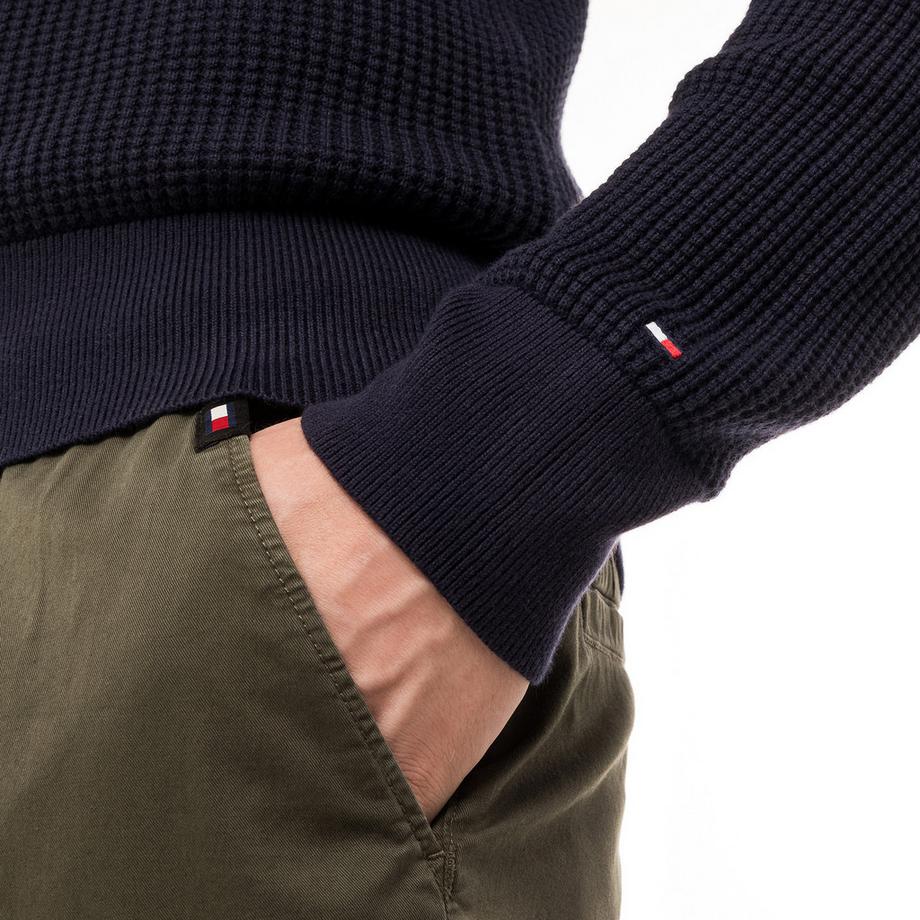 TOMMY HILFIGER Hilfiger Graphic Waffle Zip Mock Pullover  