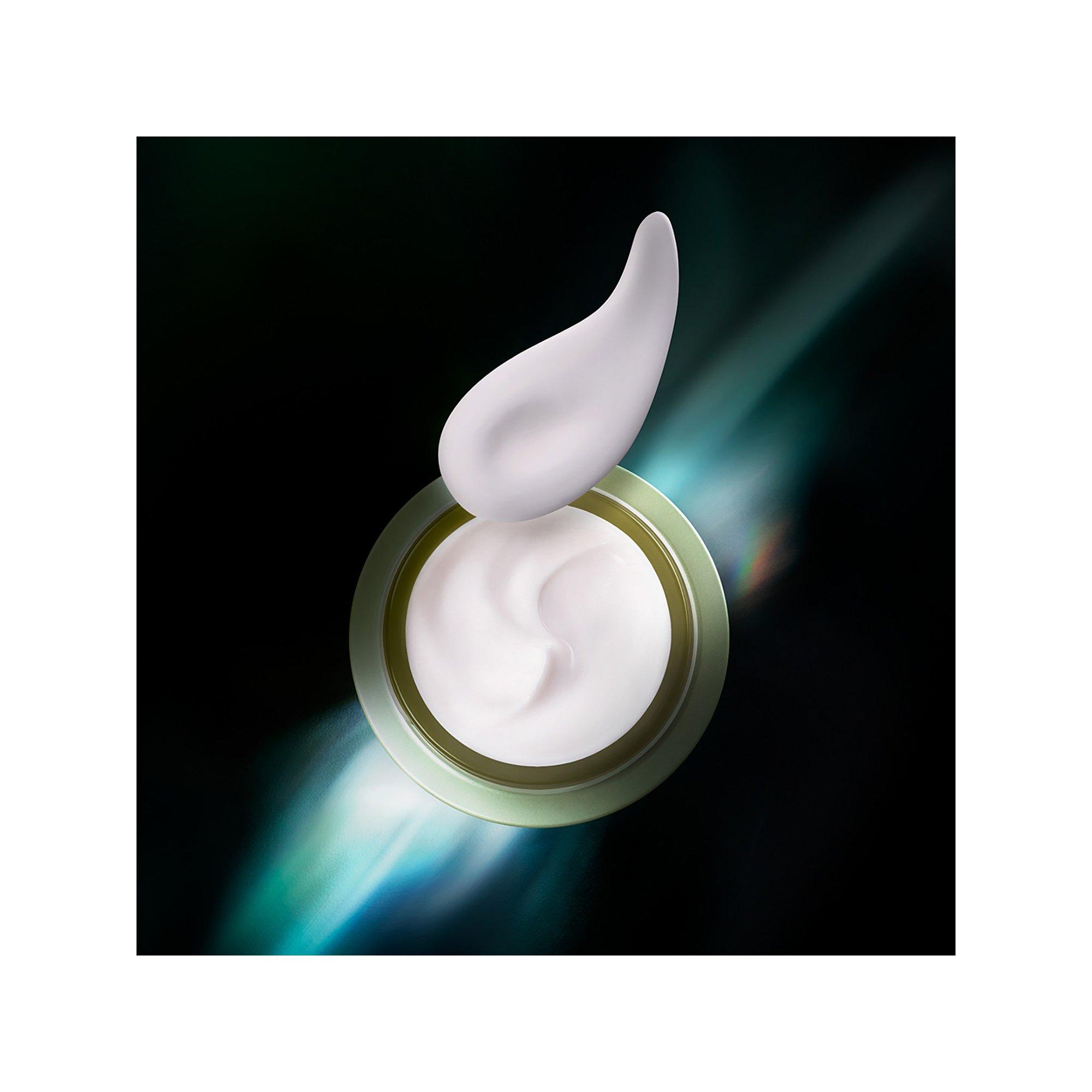SHISEIDO  Legendary Enmei Ultimate Radiance Eye Cream 