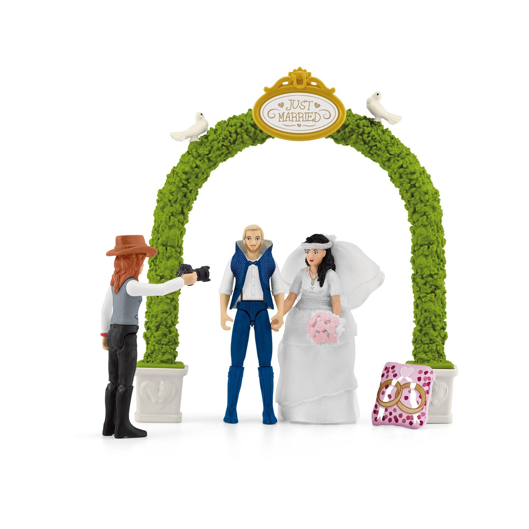 Schleich  42641 La calèche des mariés 