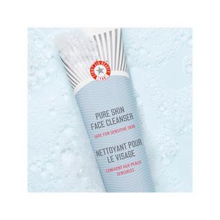 FIRST AID BEAUTY  Pure Skin Face Cleanser - 2-in-1-Gesichtsreiniger 