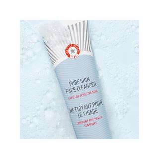 FIRST AID BEAUTY  Face Cleanser - Detergente Viso 