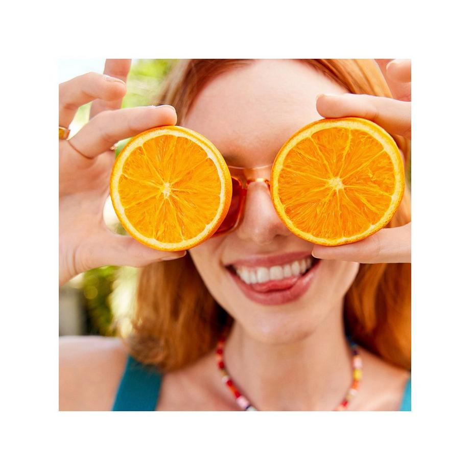 FIRST AID BEAUTY  10% Vitamin C Brightening Serum - Sérum Illuminateur avec 10% de Vitamine C  