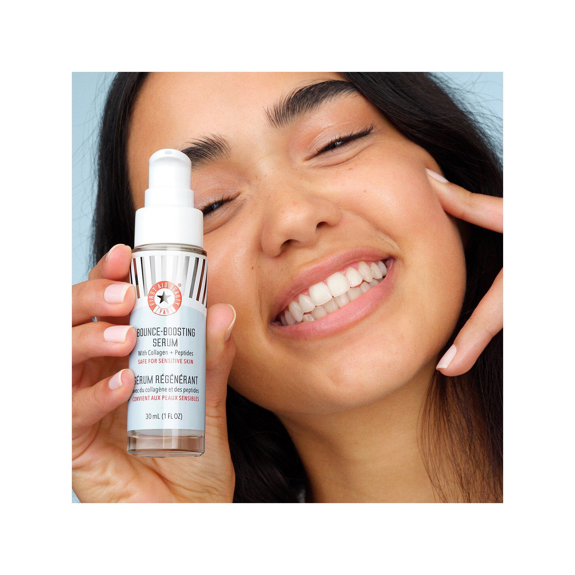 FIRST AID BEAUTY  Bounce-Boosting Serum with Collagen + Peptides - Siero viso rigenerante 