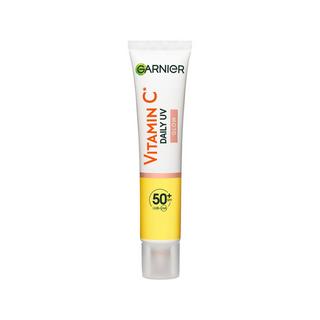 GARNIER  Fluide solaire SkinActive Vitamin C Glow quotidien FPS 50+ 