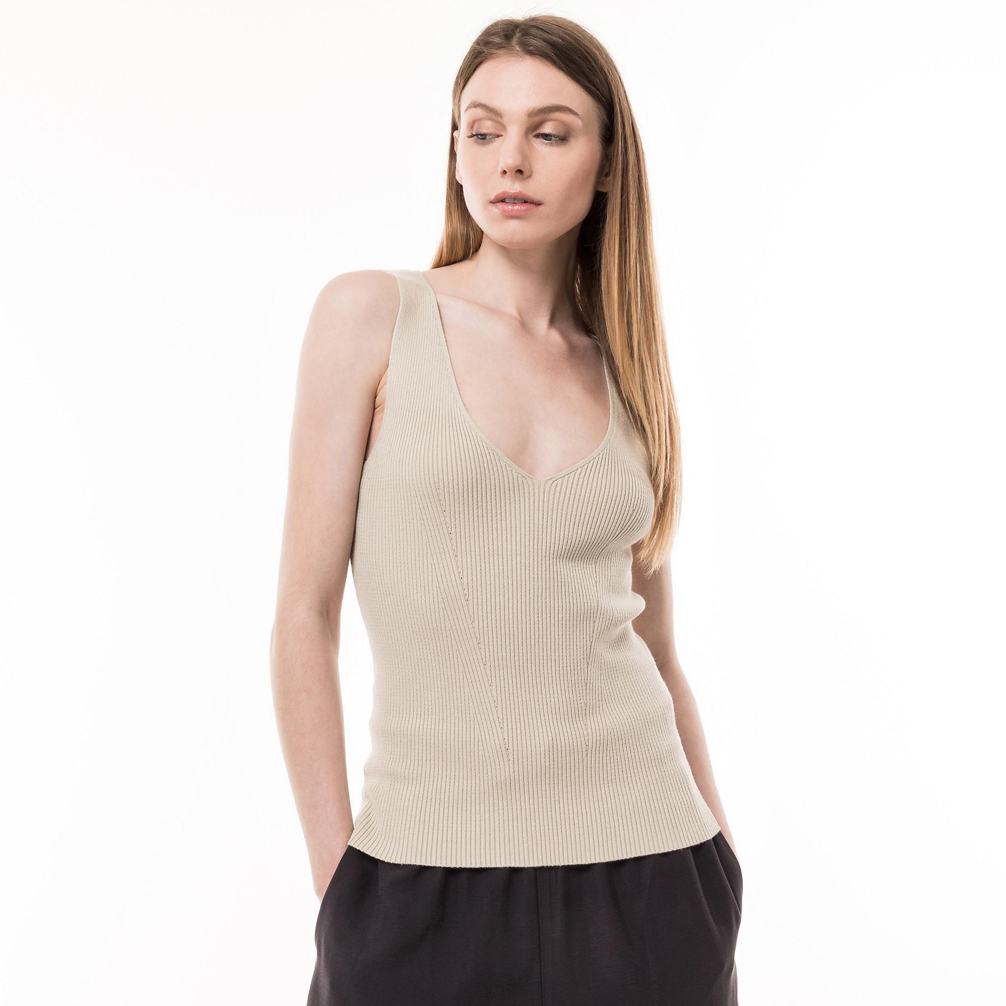 Image of Top, V-neck Damen Weizen L