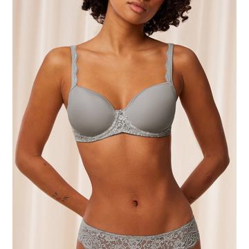 Soutien-gorge avec armatures, rembourré