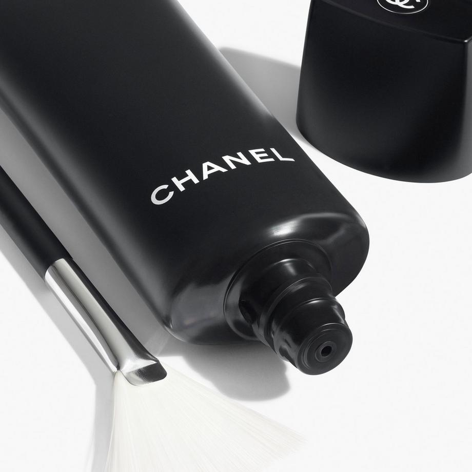 CHANEL LE LIFT PRO GOMMAGE AHA RESURFAÇANT KORRIGIERT – EXFOLIERT – RESTRUKTURIERT 