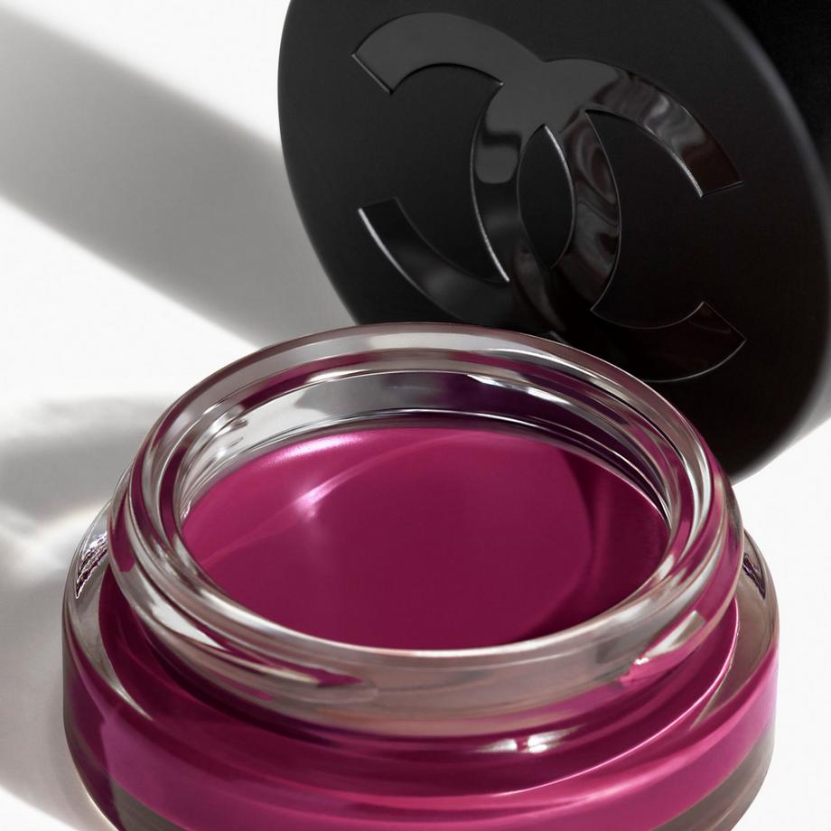 CHANEL N°1 DE CHANEL BALSAMO LABBRA E GUANCE ESALTARE IL COLORE - NUTRIRE - RIMPOLPARE 