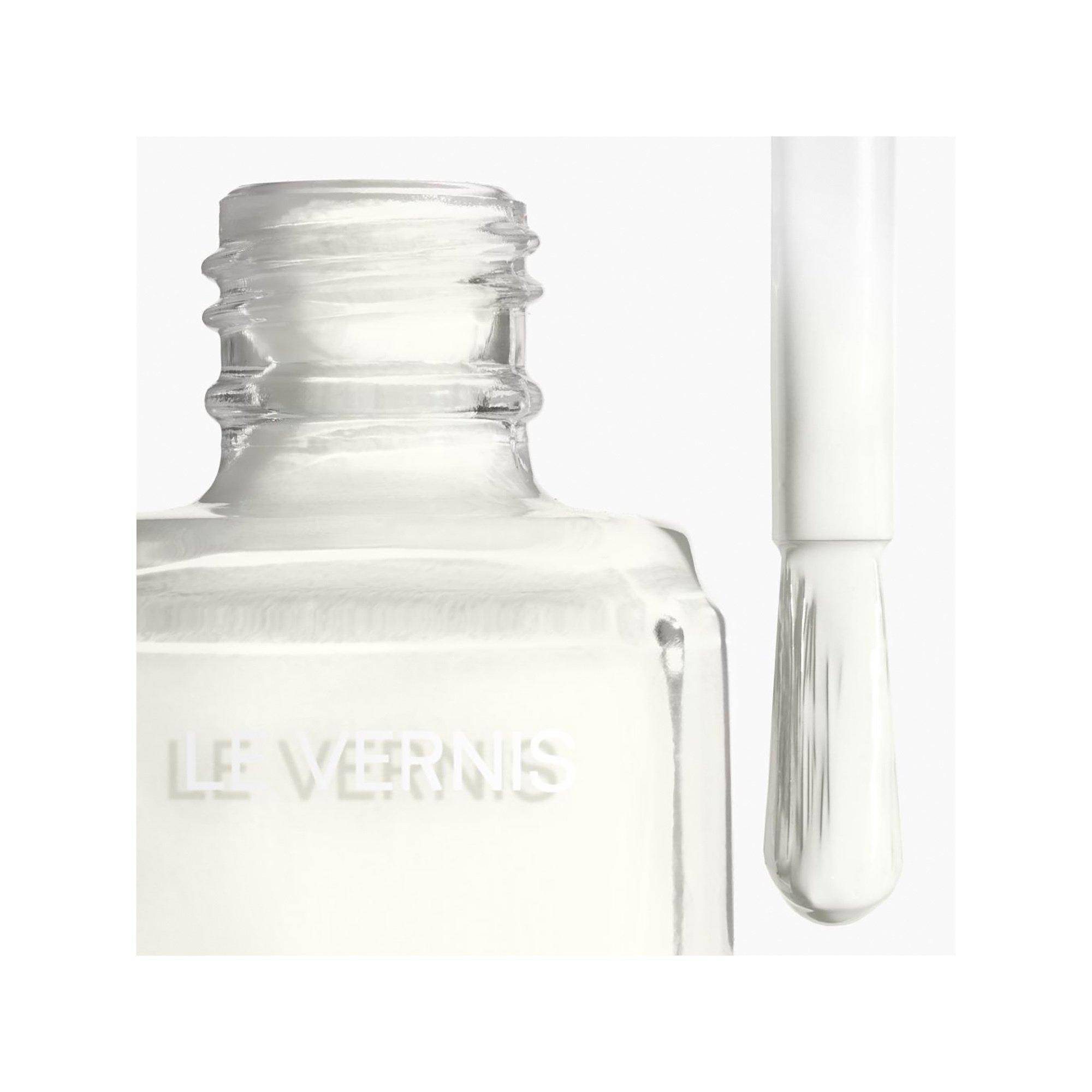 CHANEL LE VERNIS NAGELLACK – FARBE UND GLANZ MIT LANGEM HALT 