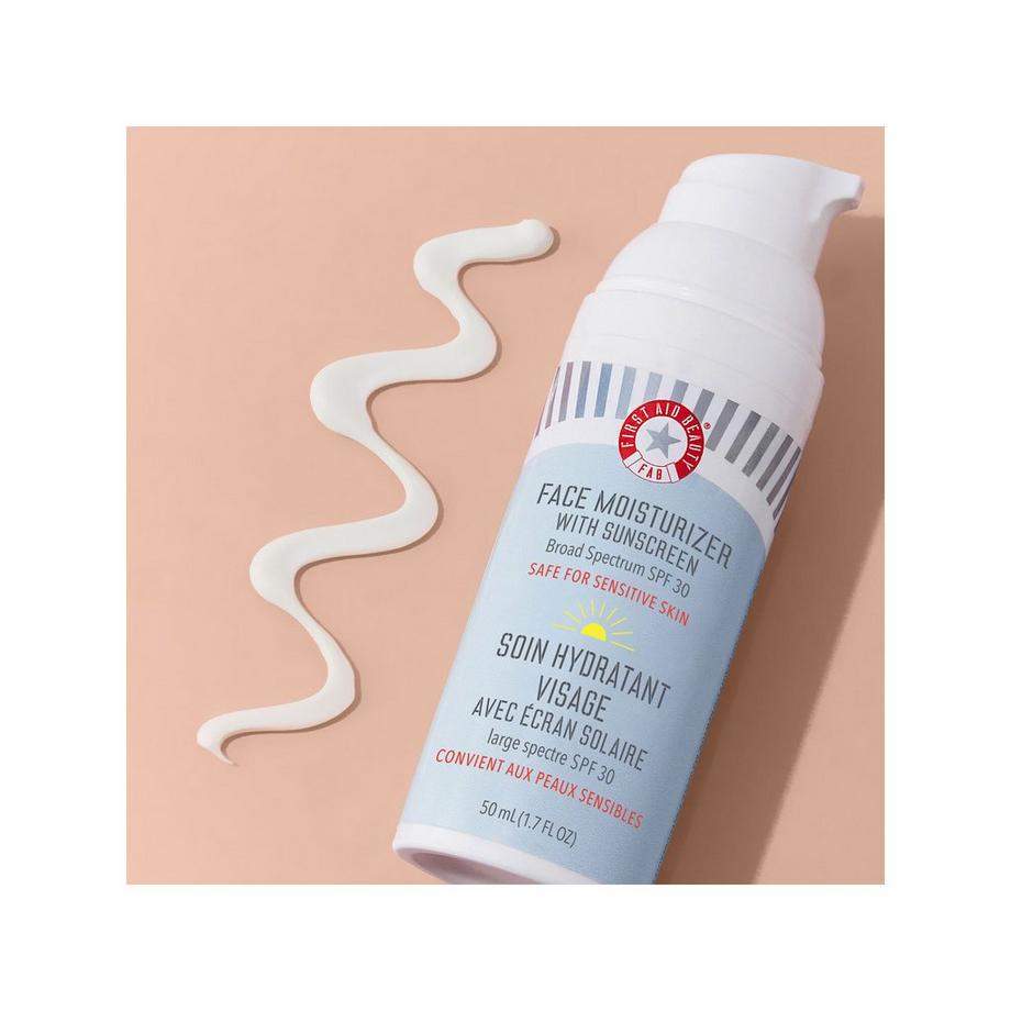 FIRST AID BEAUTY  Ultra Repair - Crema viso idratante SPF30 