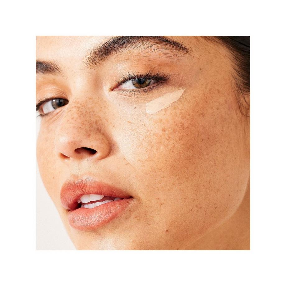 FIRST AID BEAUTY  Brighten + Glow Eye Cream with Niacinamide 