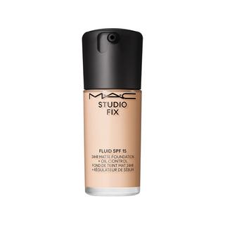 MAC Cosmetics Foundation Studio Fix Fluid SPF15 