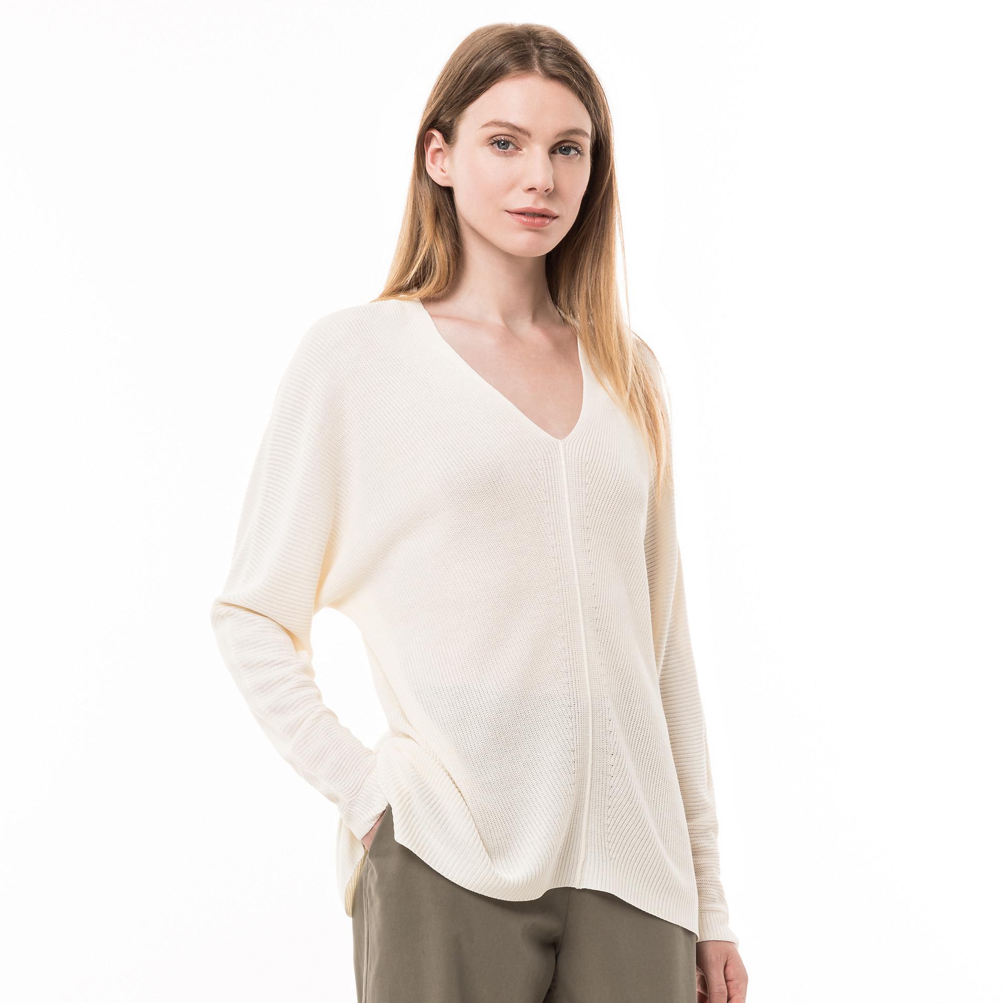 Manor Woman  Pullover, V-Neck 