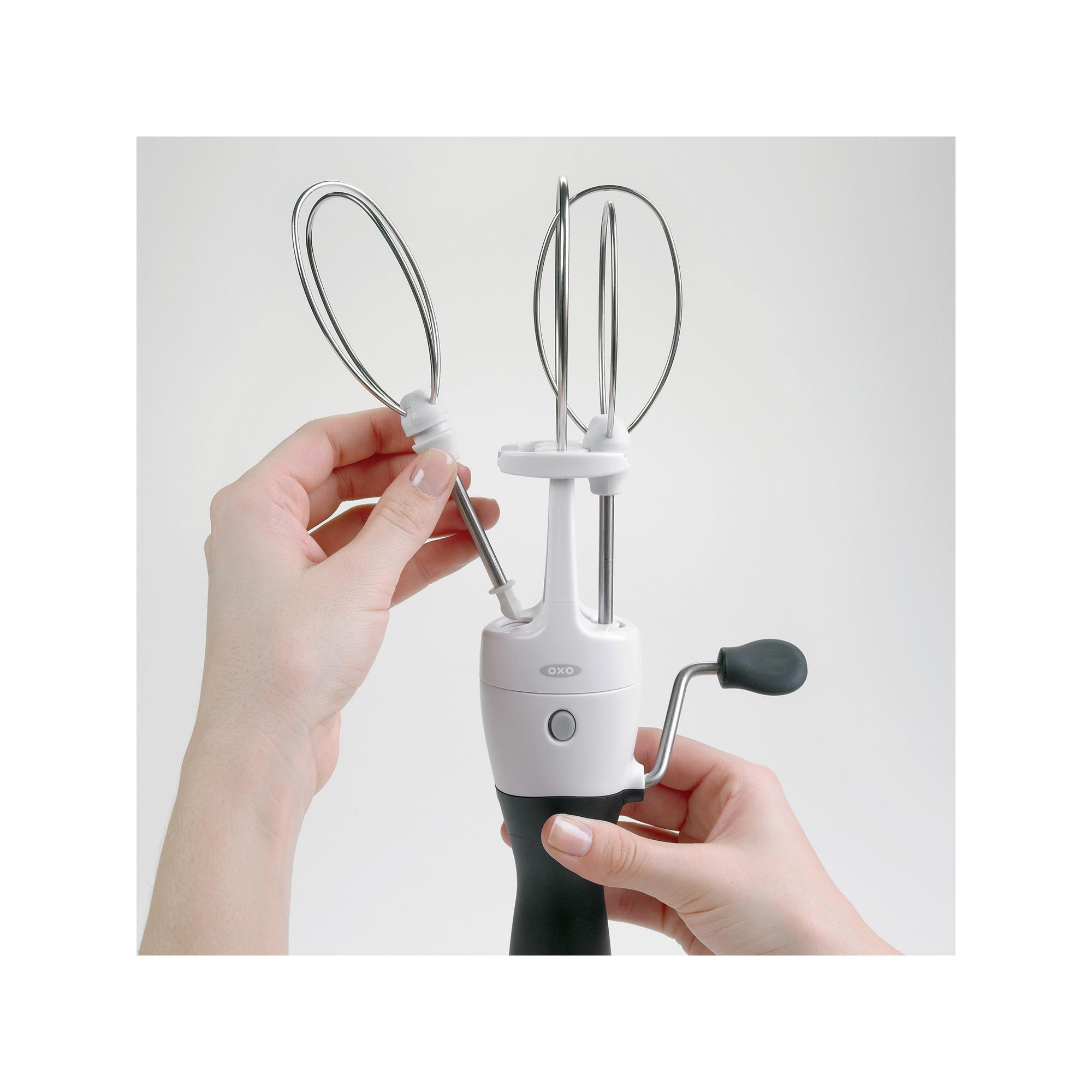 OXO Batteur à oeufs manuel Good Grips 