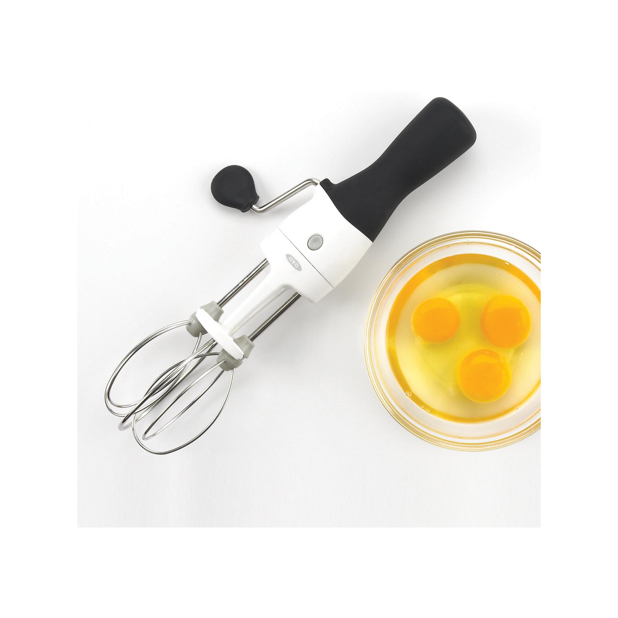 OXO Batteur à oeufs manuel Good Grips 