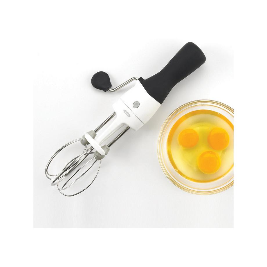 OXO Batteur à oeufs manuel Good Grips 
