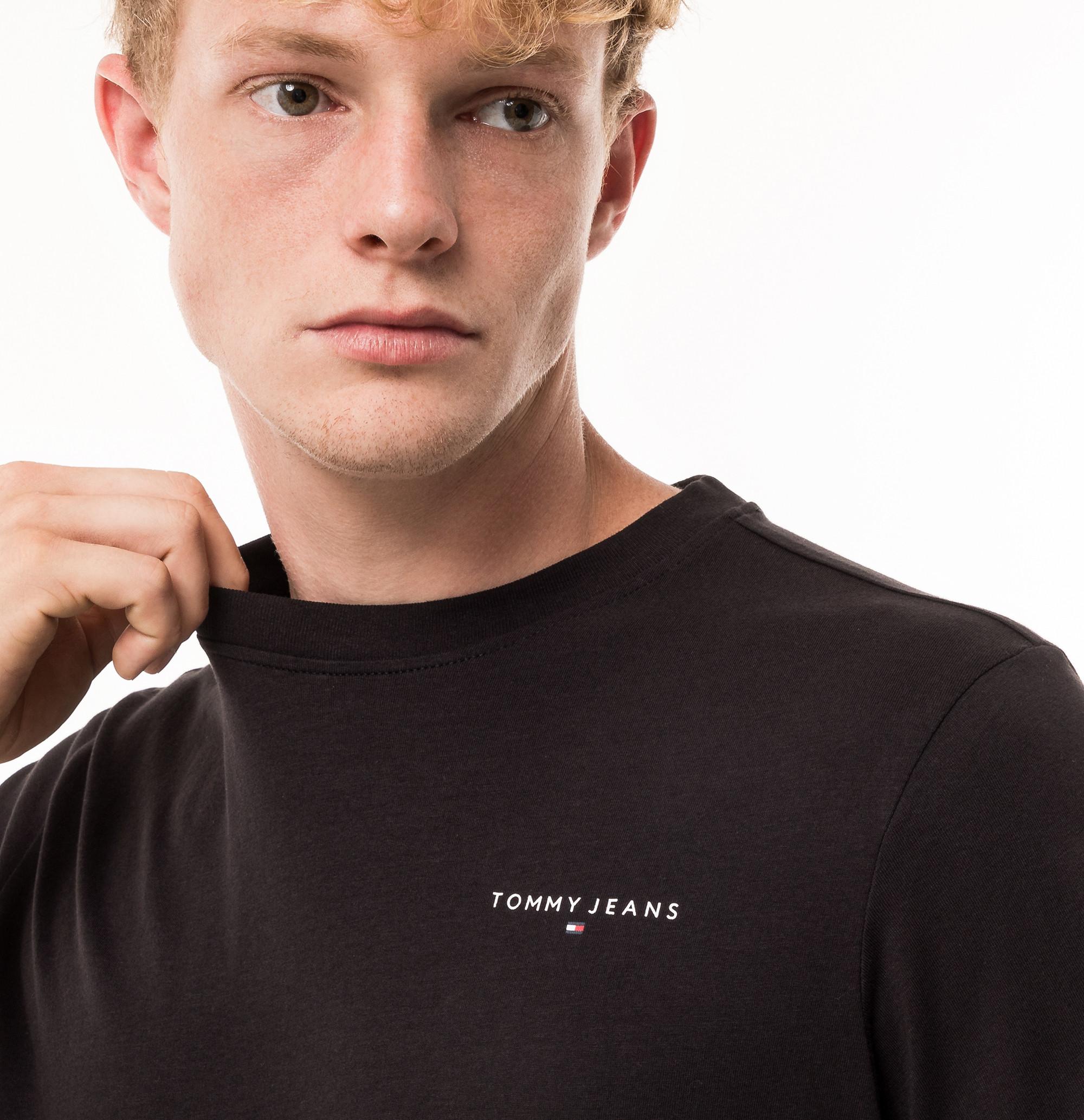 TOMMY JEANS TJM SLIM LINEAR CHEST TEE EXT T-Shirt 