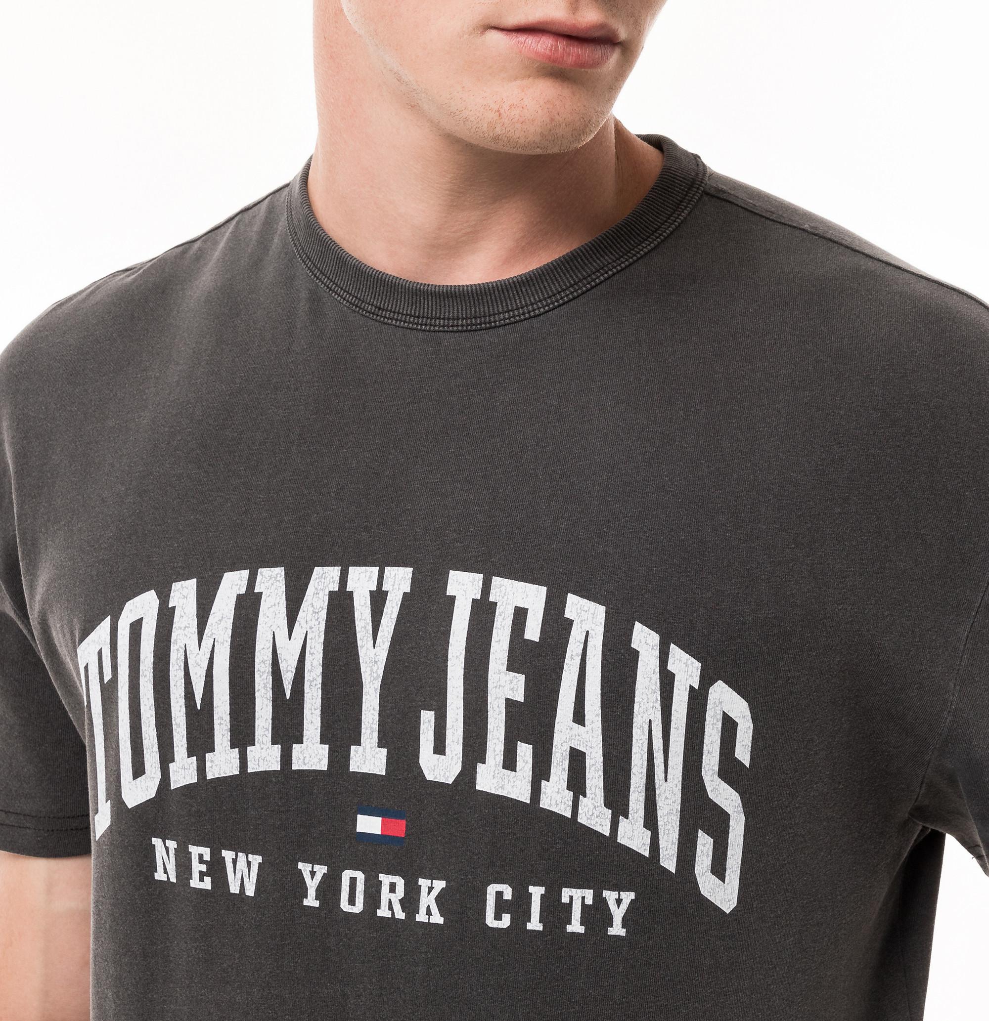 TOMMY JEANS TJM REG ARC VARSITY WASHED TEE T-shirt 