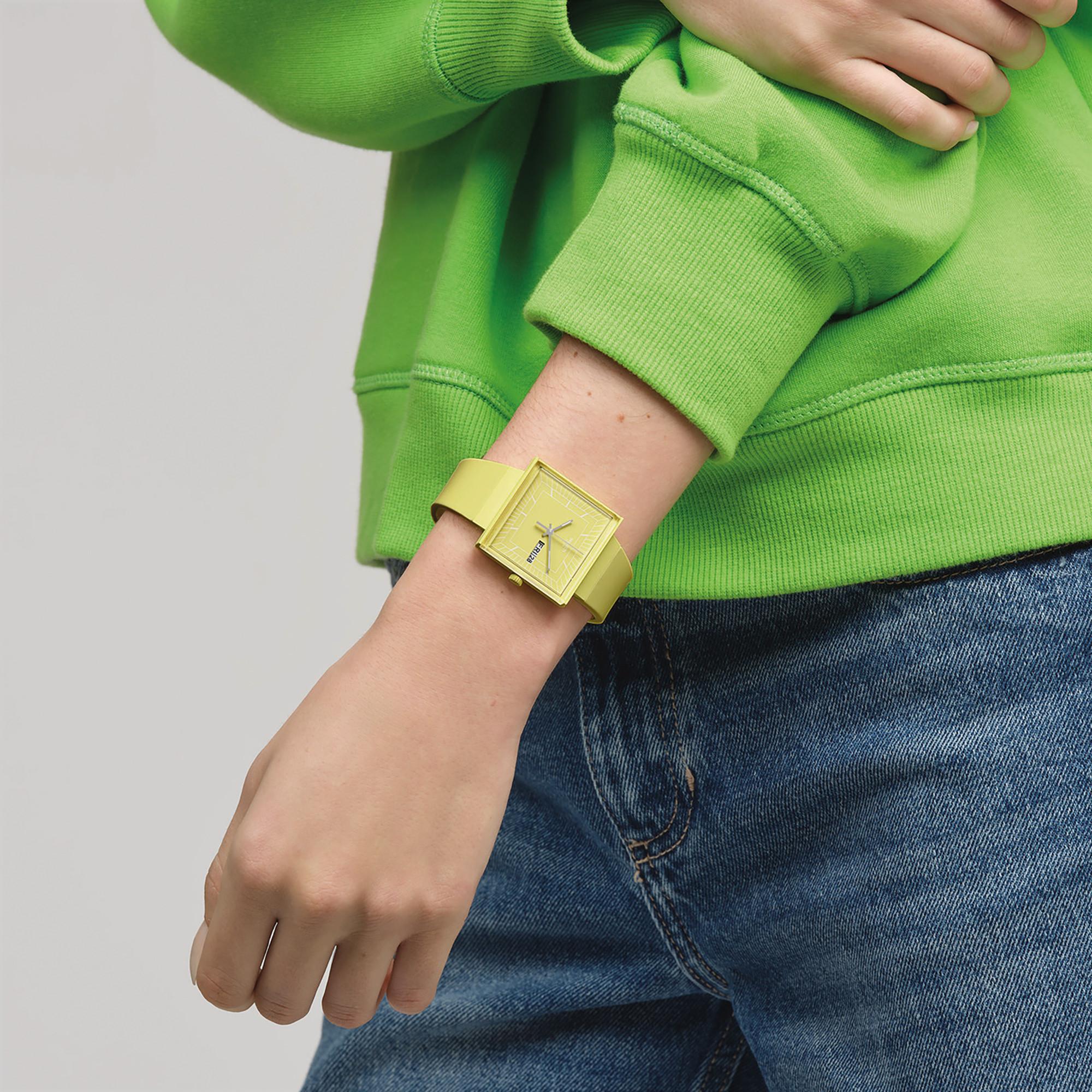 swatch WHAT IF…LEMON? Analoguhr 