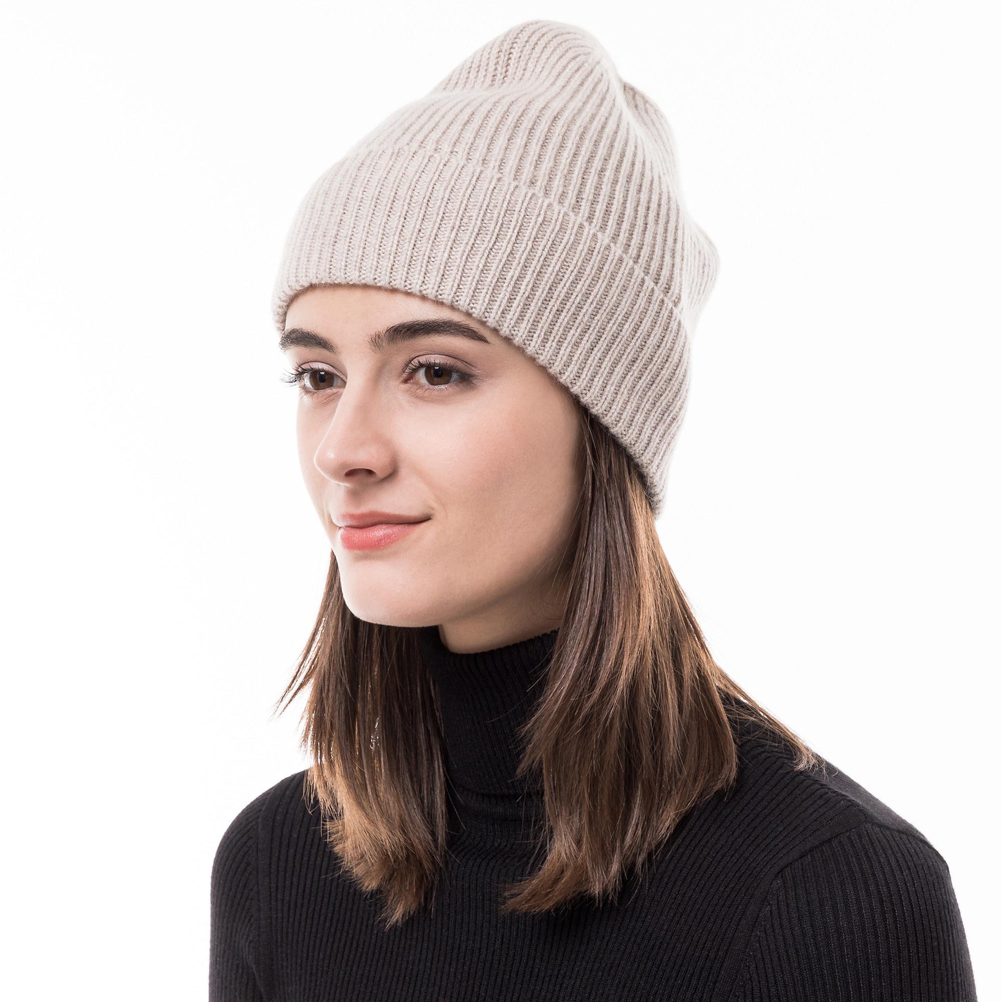 Manor Woman  Beanie 