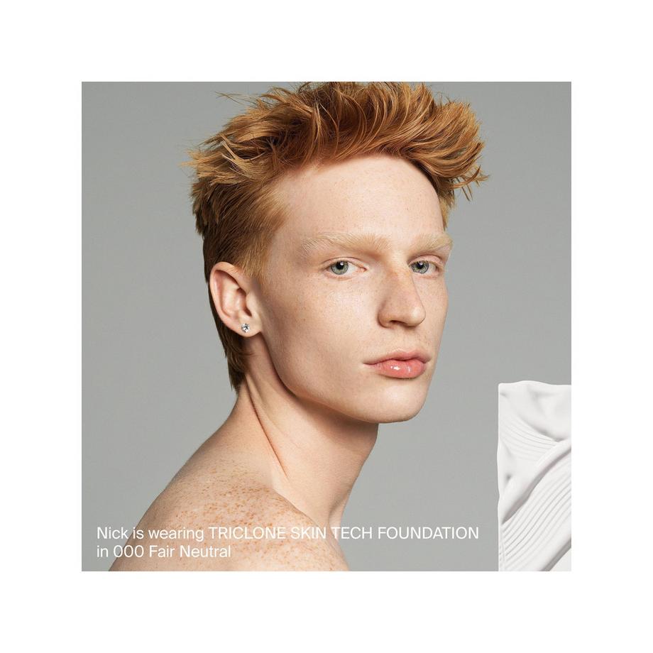 Haus Labs Triclone Skin Tech Foundation - Mittlere Deckkraft mit fermentierter Arnika 