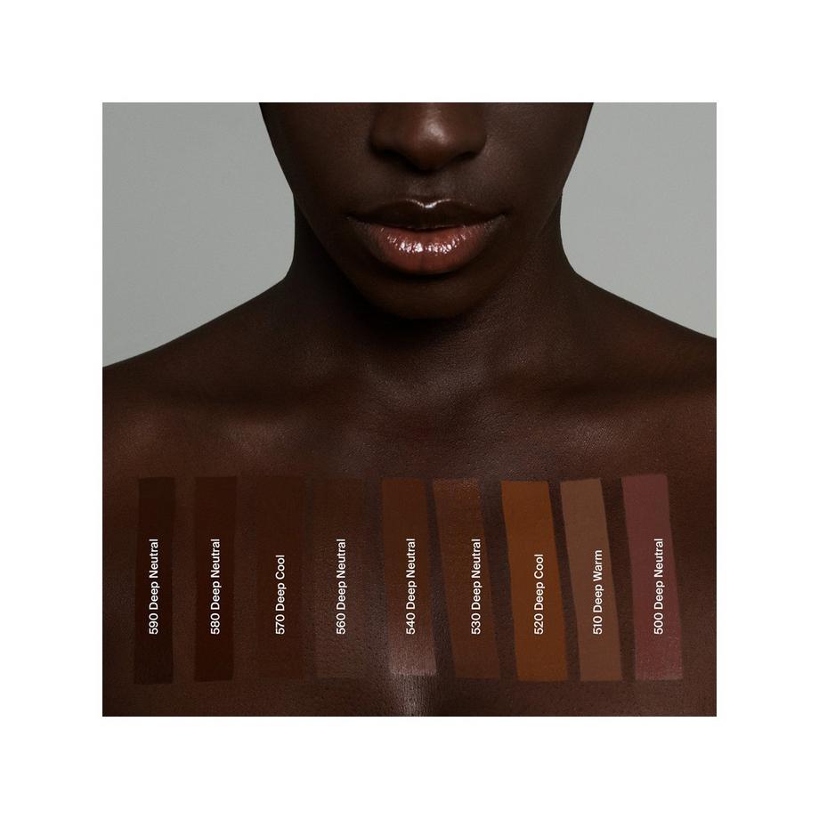 Haus Labs Triclone Skin Tech Foundation - Mittlere Deckkraft mit fermentierter Arnika 