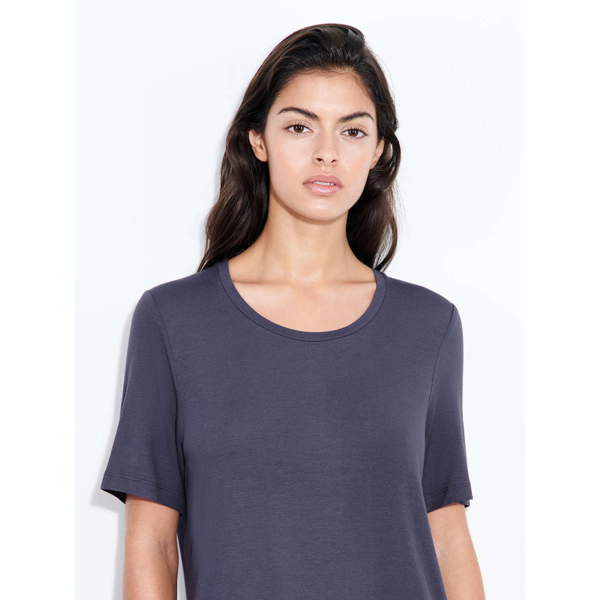 FEMILET Yara Kurzarm Rundhals Top  