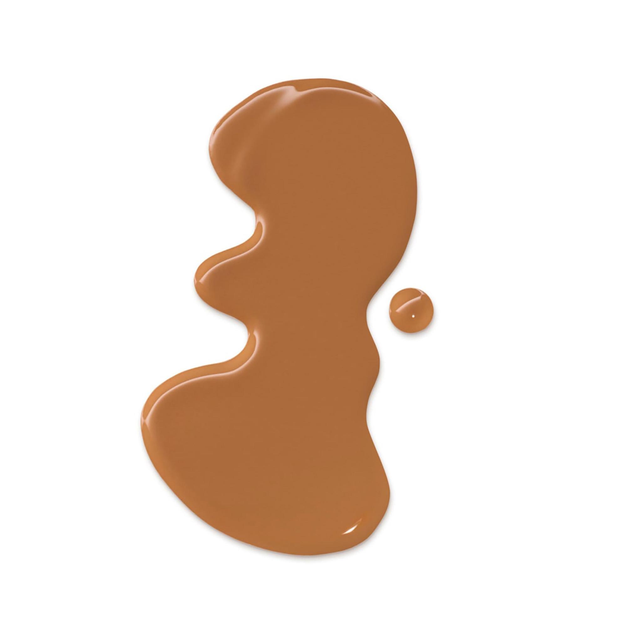 essence Skin Tint Hydrating Natural Finish 