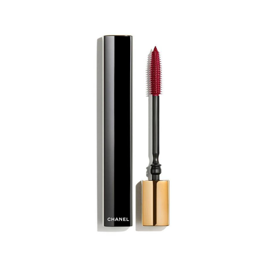 DIE ALL-IN-ONE-MASCARA: VOLUMEN, LÄNGE, SCHWUNG UND DEFINITION