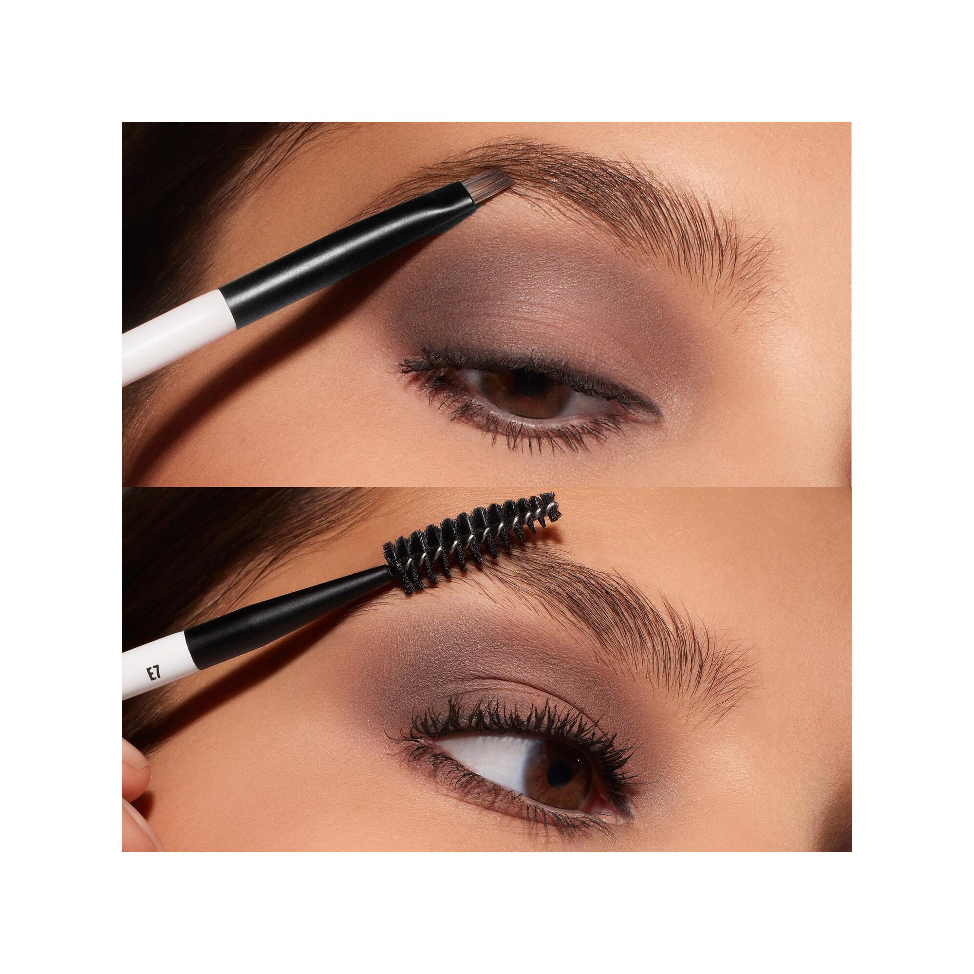 MAKEUP BY MARIO  E7 Brush - Pinceau sourcils 