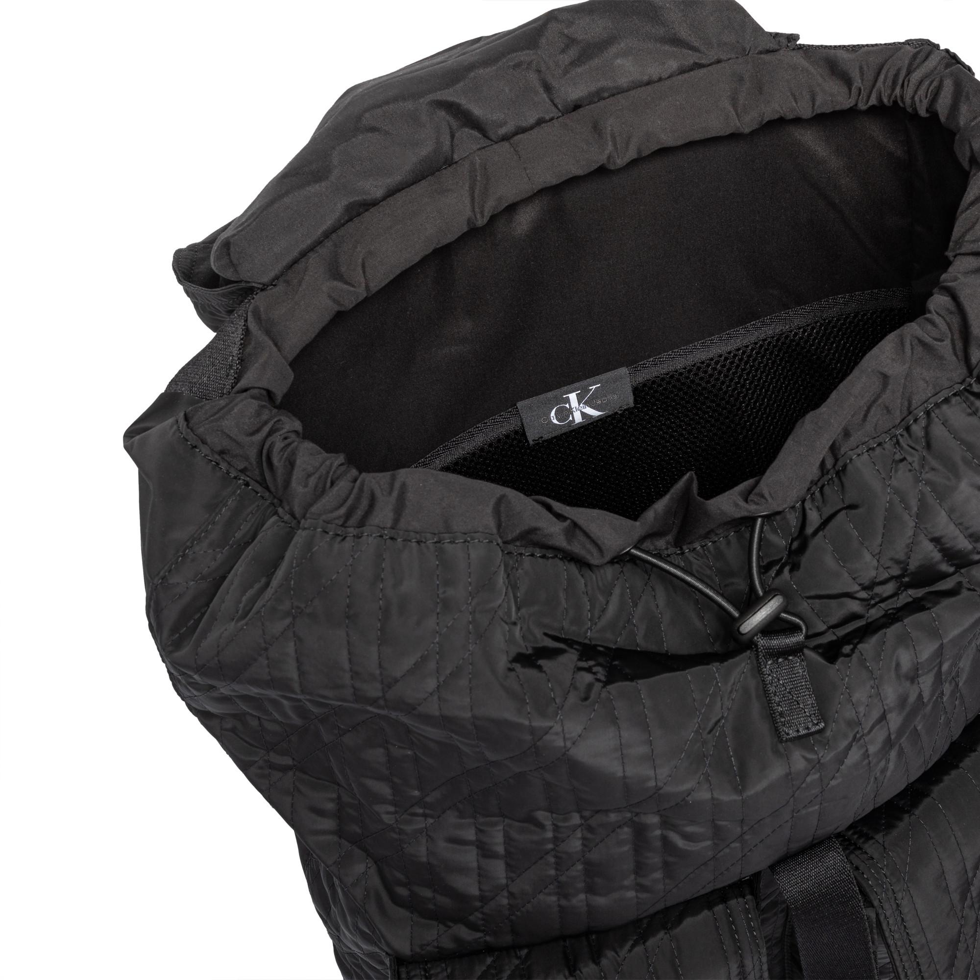 Calvin Klein QUILTED FLAP BP45 Sac à dos  