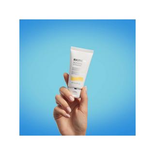 BIOTHERM Eau Vitaminee  Crème pour les mains 