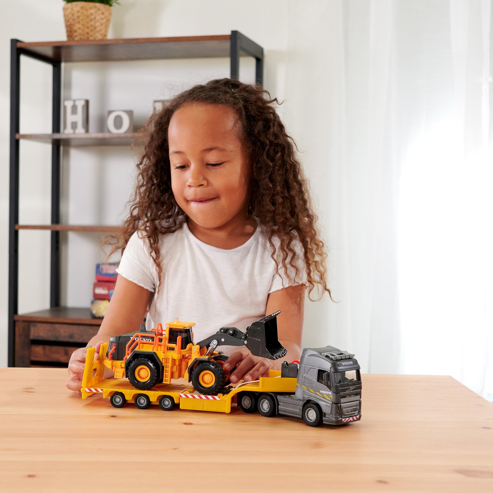 Majorette  Volvo Truck + Loader 