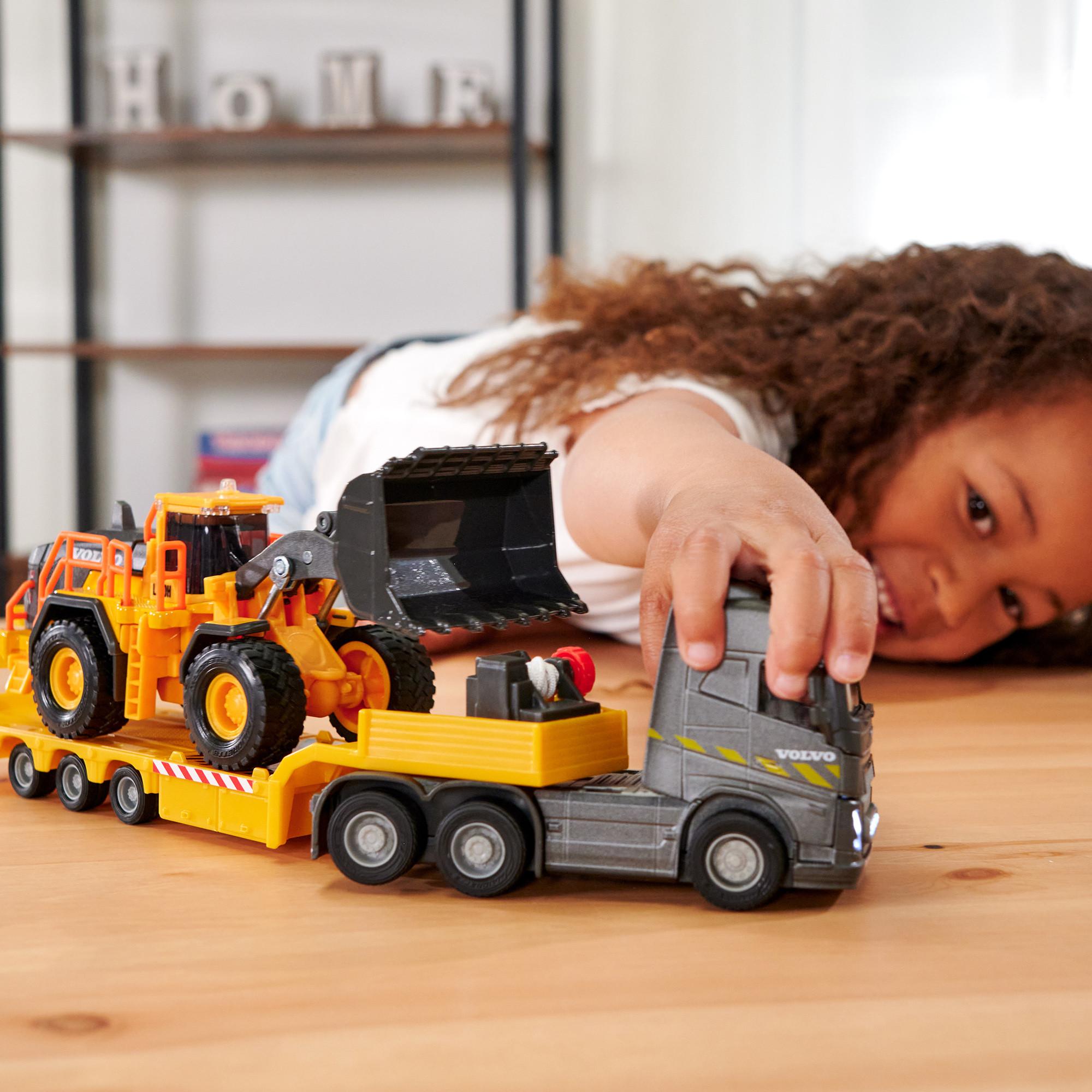 Majorette  Volvo Truck + Loader 