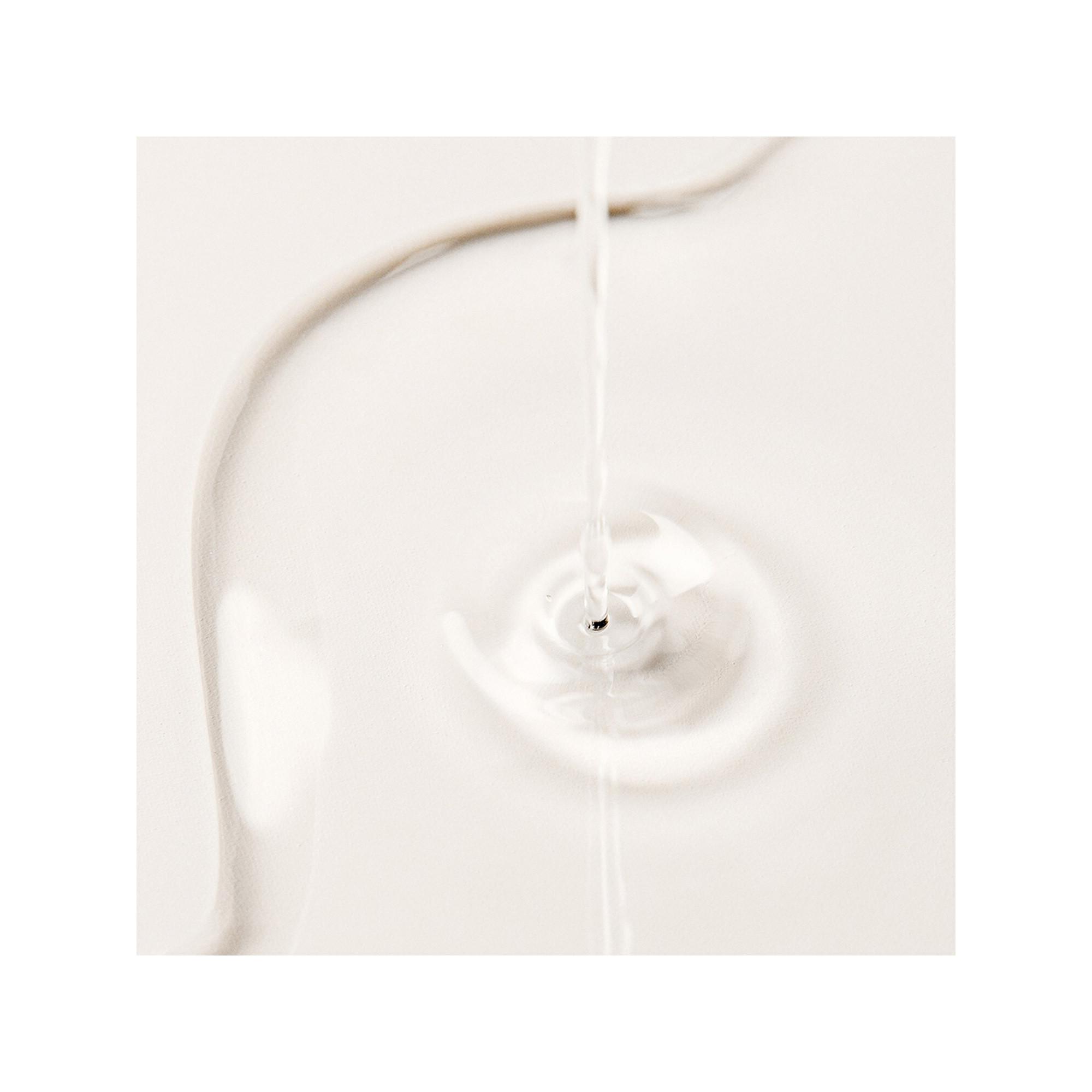 FIRST AID BEAUTY  After-shower nourishing body oil - Huile pour le corps nourrissante 