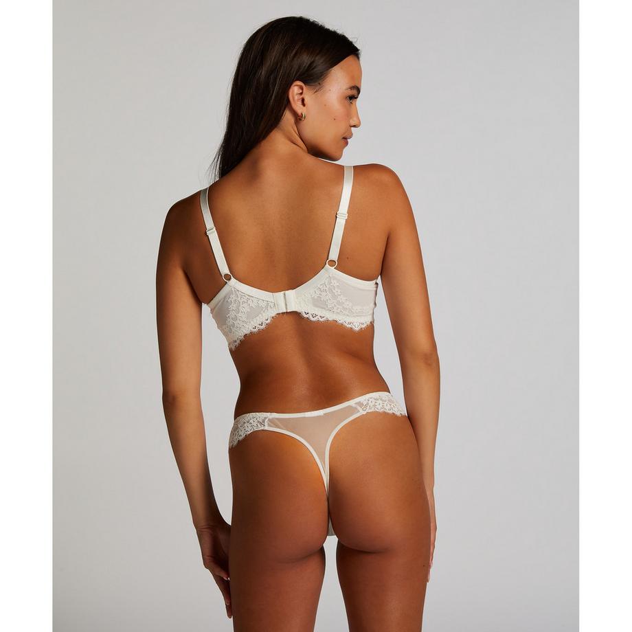 Hunkemöller String Panty en Dentelle  