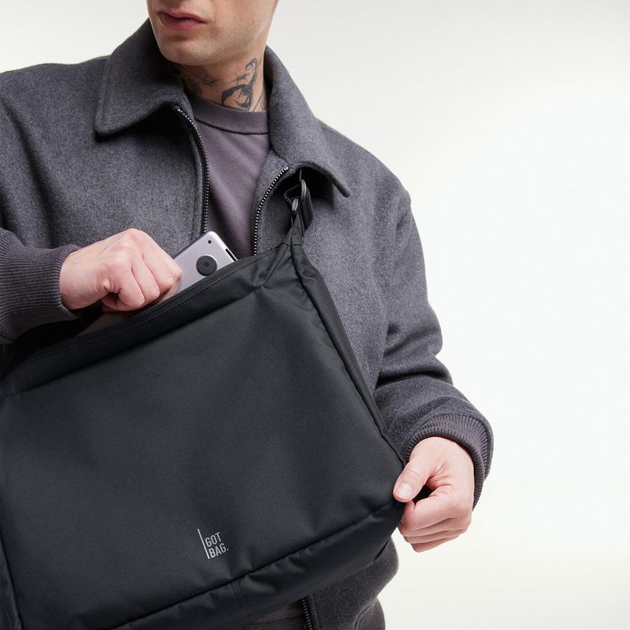 GOT BAG Puffer Square Bag Large Monochrome  