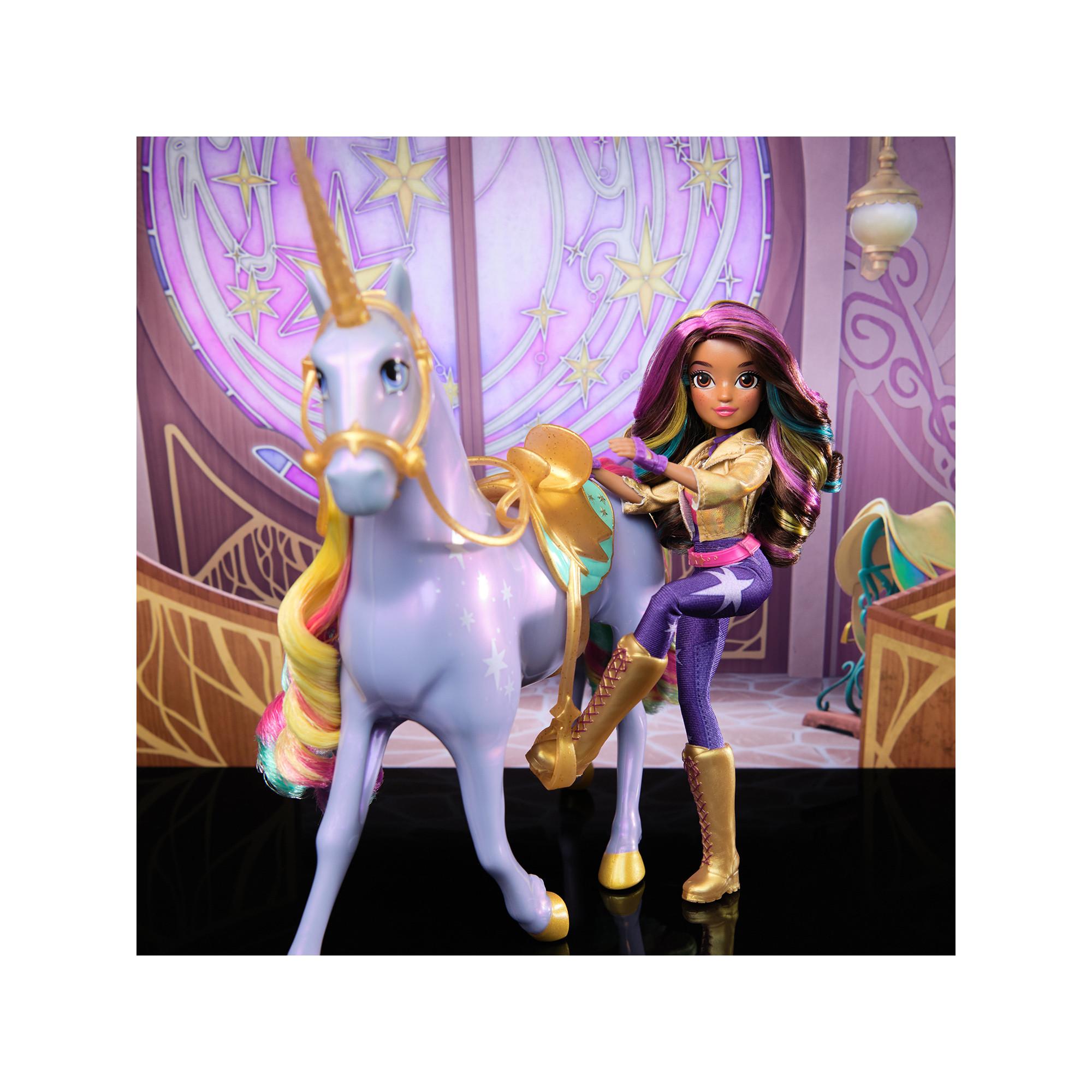 Unicorn Academy  Fashion Doll Sophia 