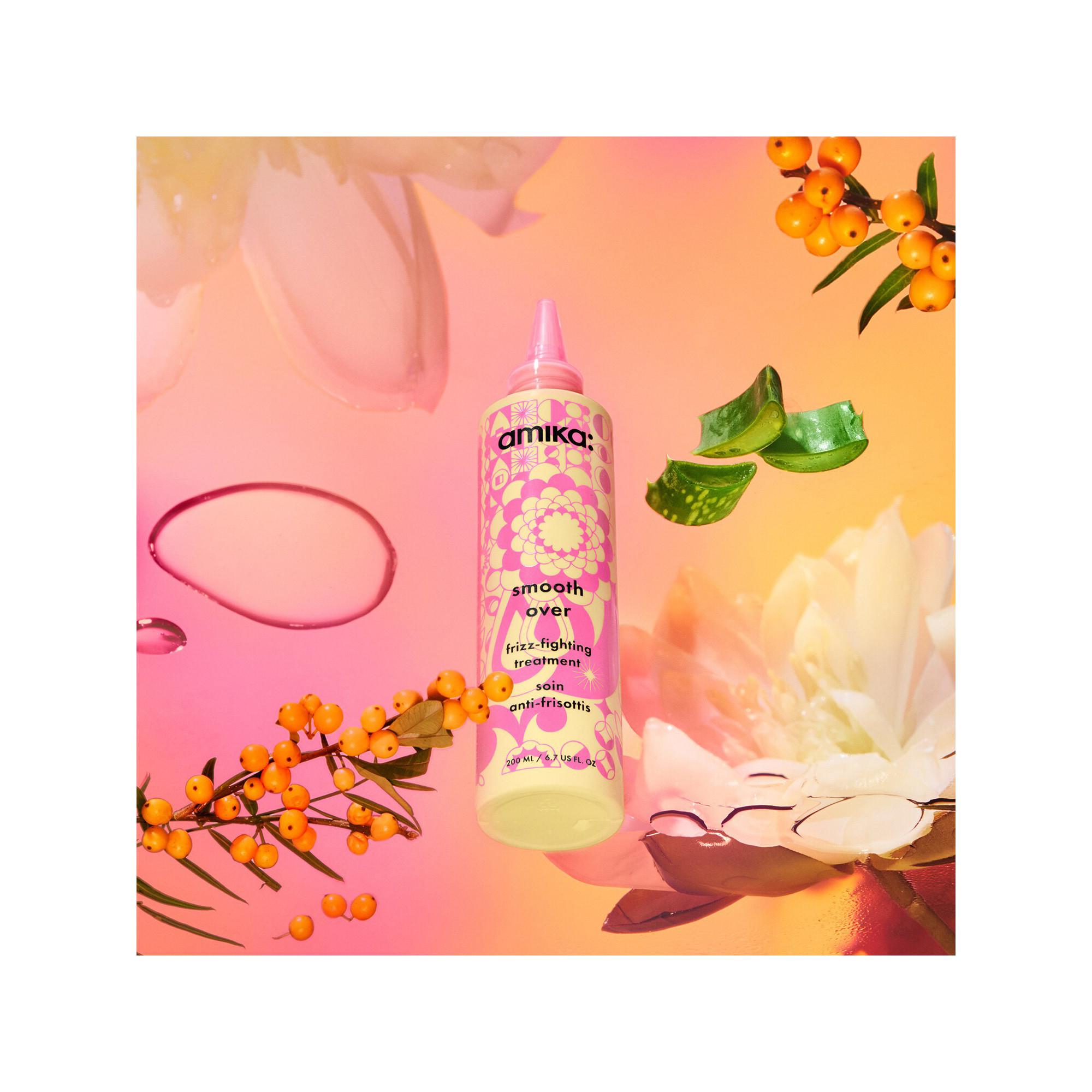 amika  Smooth Over - Trattamento anti-crespo 