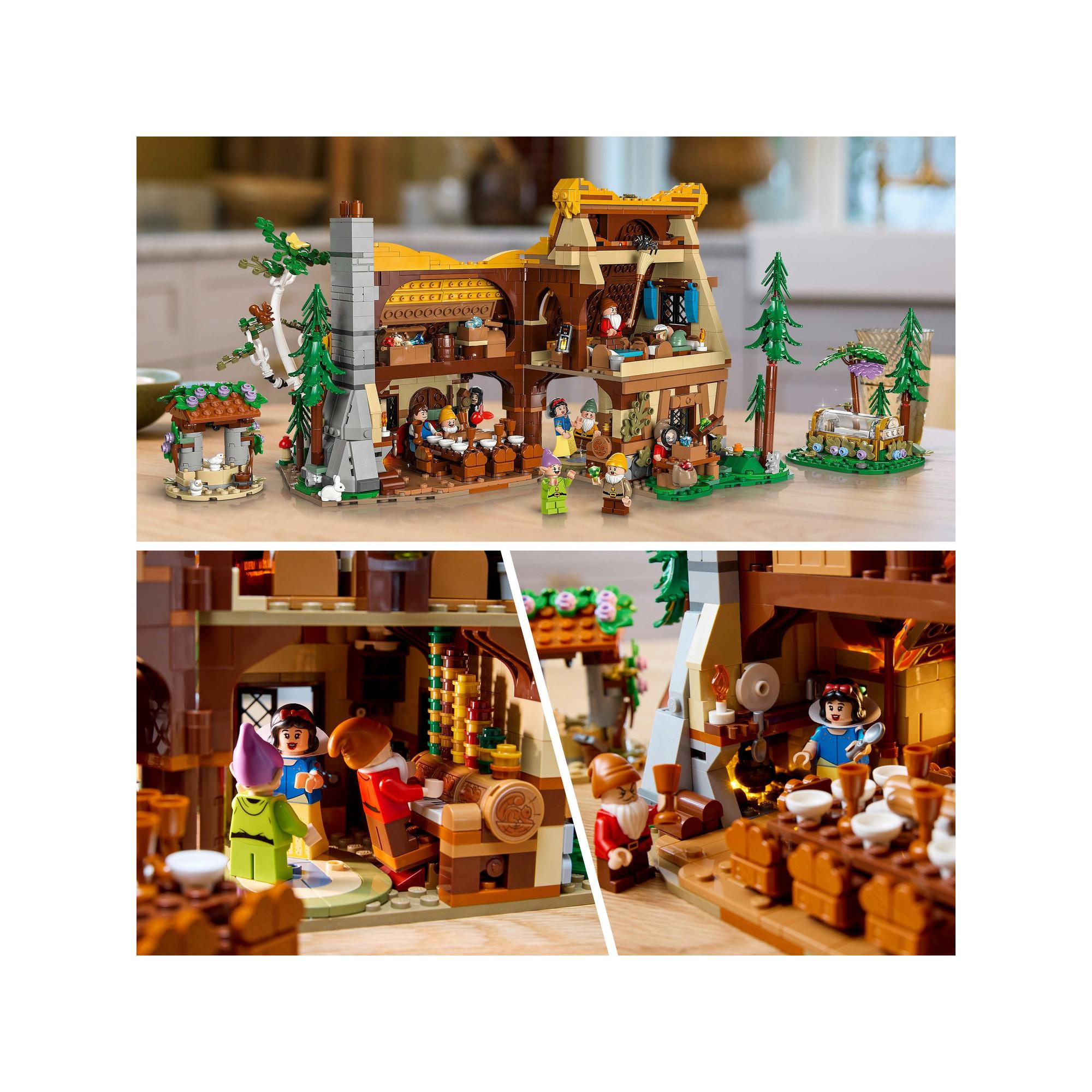 LEGO®  43242 La Chaumière de Blanche-Neige et des Sept Nains 