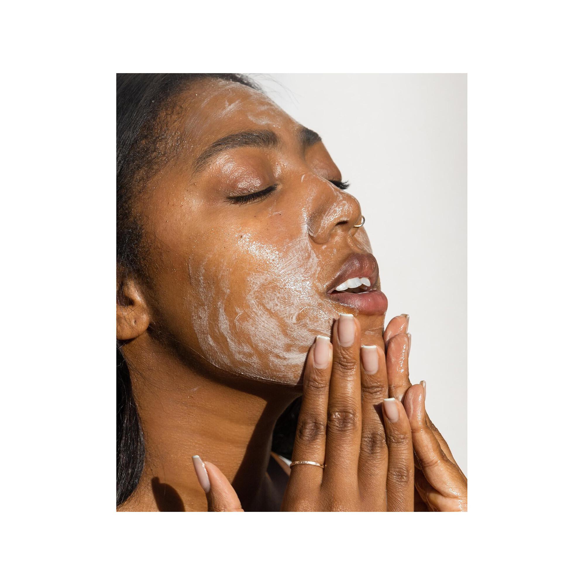 SUMMER FRIDAYS  Super Amino Gel - Gel detergente agli amminoacidi 